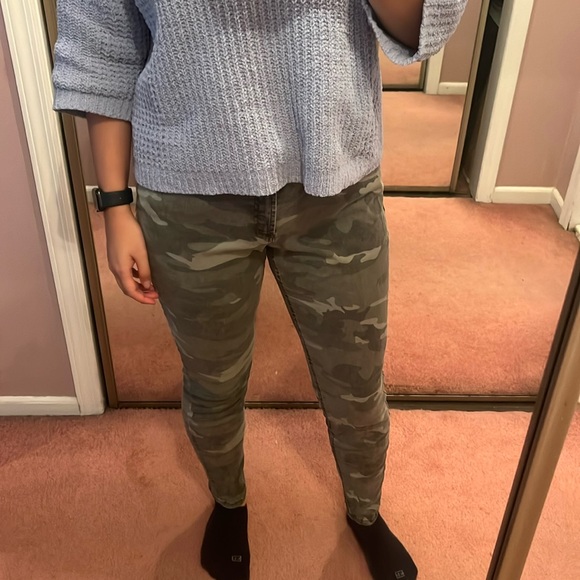 Refuge Camo Jeans Skinny Size 12 - Picture 3 of 7